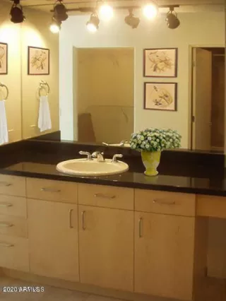 Photo #3: 6324140 Listing