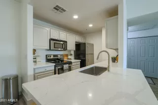 Photo #3: 6324398 Listing