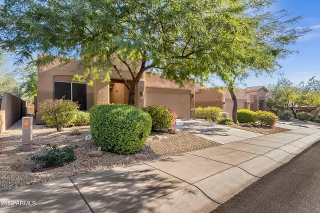 MLS: 6324526 Condo For Sale