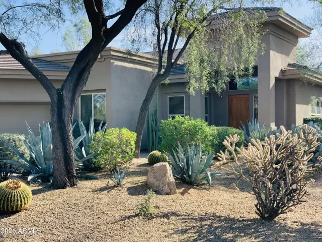 MLS: 6324801 Condo For Sale