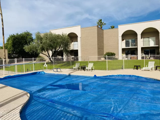 MLS: 6324963 Condo For Sale