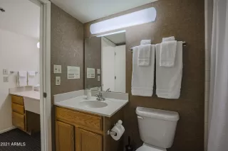 Photo #5: 6324984 Listing