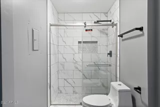 Photo #6: 6325185 Listing