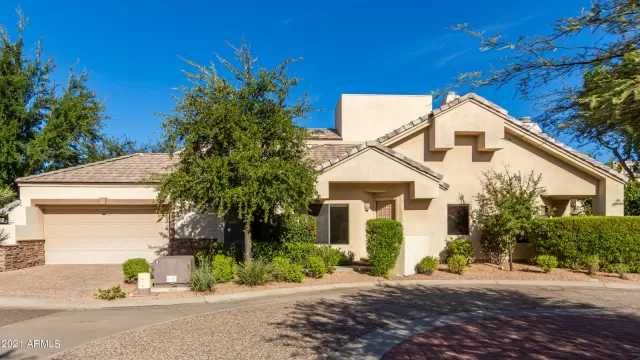 MLS: 6325215 Condo For Sale