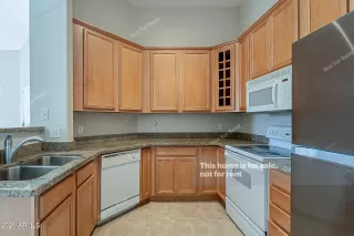 Photo #3: 6325242 Listing