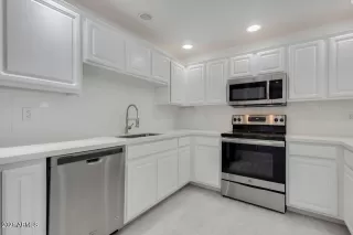 Photo #6: 6325263 Listing 