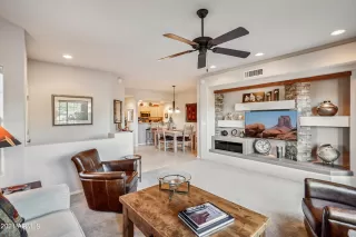 Photo #2: 6325308 Listing
