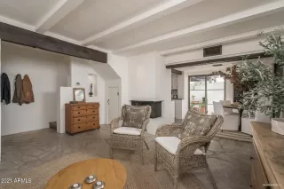 Photo #4: 6325562 Listing