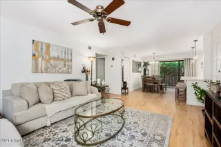 Photo #3: 6325599 Listing