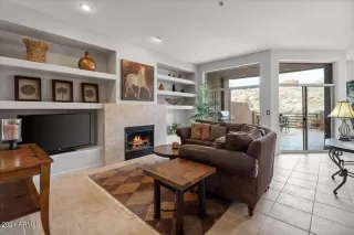 Photo #5: 6325650 Listing