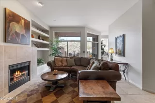 Photo #6: 6325650 Listing