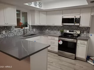 Photo #3: 6325713 Listing 