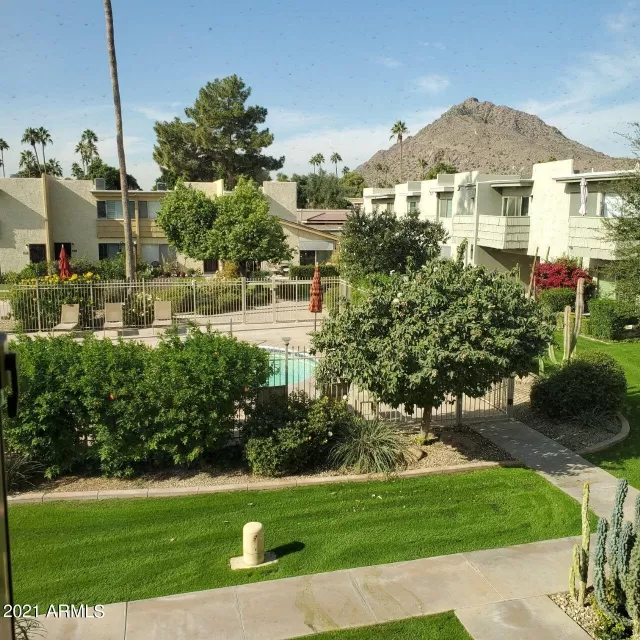 MLS: 6325805 Condo For Sale