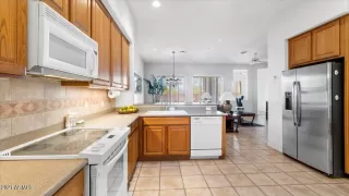 Photo #5: 6325879 Listing 