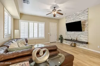 Photo #5: 6326204 Listing