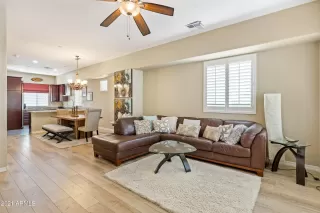 Photo #6: 6326204 Listing