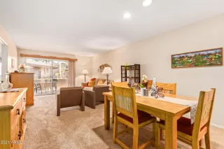 Photo #6: 6326345 Listing