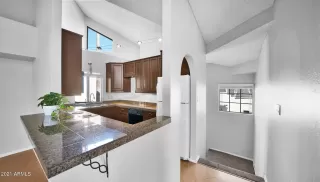 Photo #3: 6326661 Listing