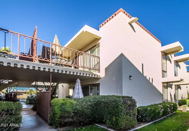 MLS: 6326813 Condo For Sale