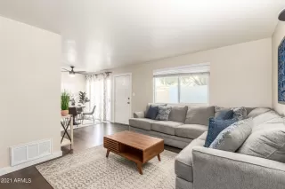 Photo #6: 6326888 Listing