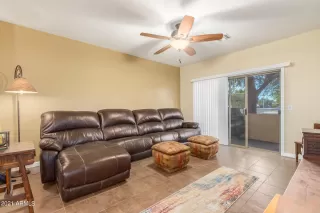 Photo #5: 6326946 Listing