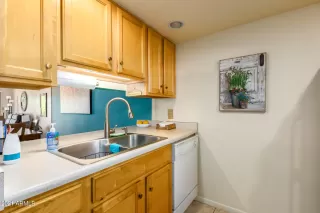 Photo #4: 6327074 Listing