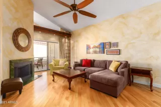 Photo #2: 6327158 Listing