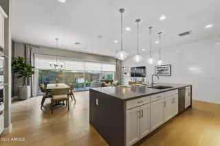 Photo #3: 6327352 Listing