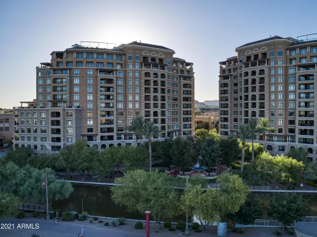 MLS: 6327478 Condo For Sale