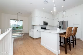 Photo #4: 6327495 Listing