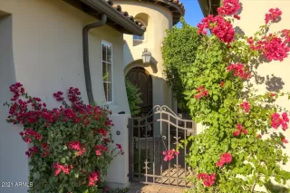 Photo #2: 6327540 Listing