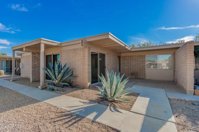 MLS: 6327605 Condo For Sale