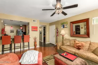 Photo #3: 6327700 Listing 