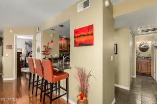 Photo #6: 6327700 Listing 