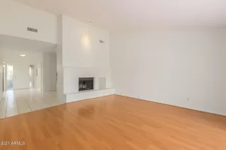 Photo #4: 6327727 Listing