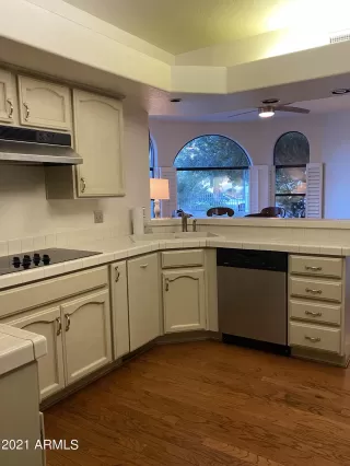 Photo #4: 6327817 Listing