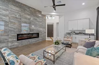 Photo #6: 6327983 Listing