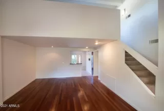 Photo #4: 6327993 Listing