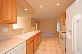 Photo #4: 6328041 Listing