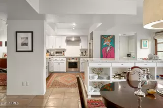 Photo #6: 6328114 Listing