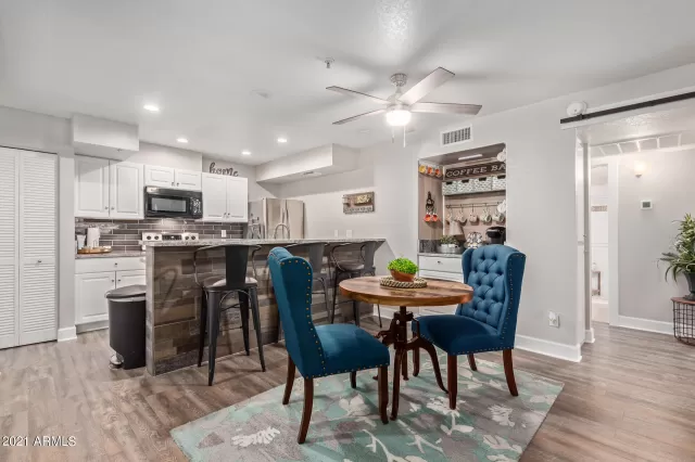 MLS: 6328153 Condo For Sale