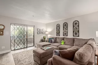 Photo #5: 6328153 Listing 