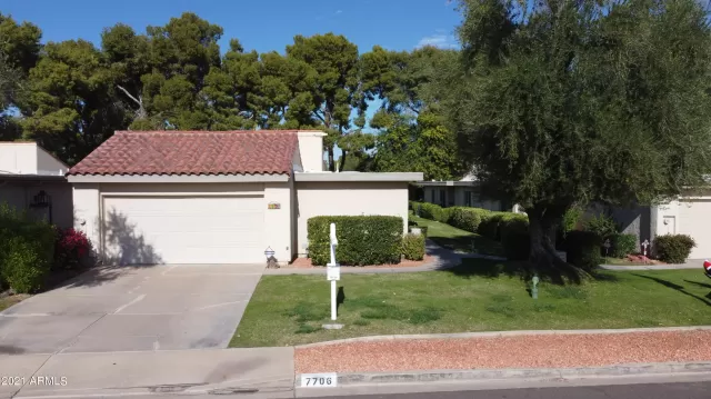 MLS: 6328191 Condo For Sale