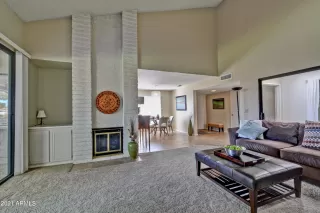 Photo #5: 6328191 Listing