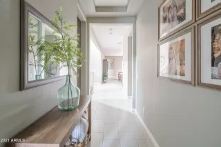 Photo #5: 6328204 Listing