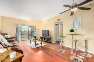 Photo #1: 6328231 Listing