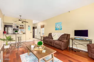 Photo #3: 6328231 Listing