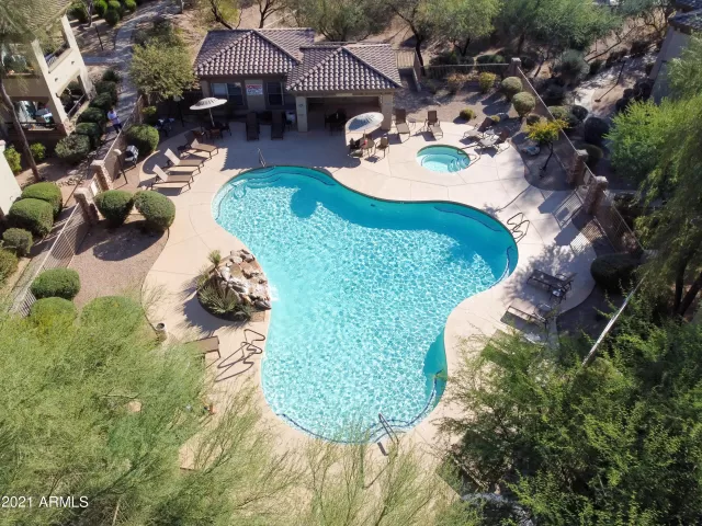 MLS: 6328284 Condo For Sale