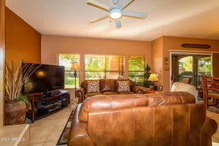 Photo #4: 6328284 Listing