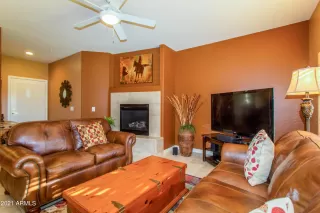 Photo #6: 6328284 Listing